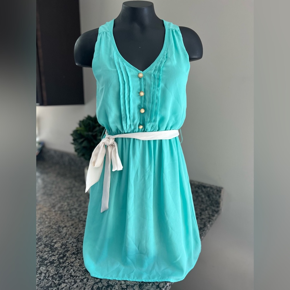Francesca’s Dress Size small